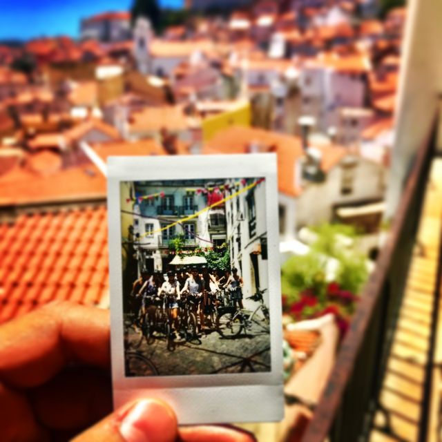 Lisbon: City Highlights and Viewpoints E-Bike Tour - Starting by the river at Campo das Cebolas