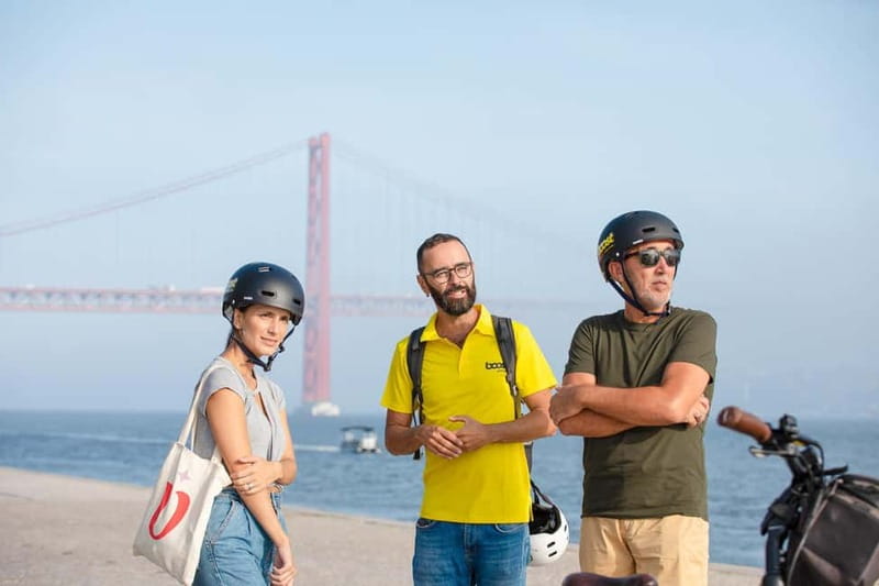 Lisbon: Electric Bike Tour by the River to Belém - Guide quality and group feel