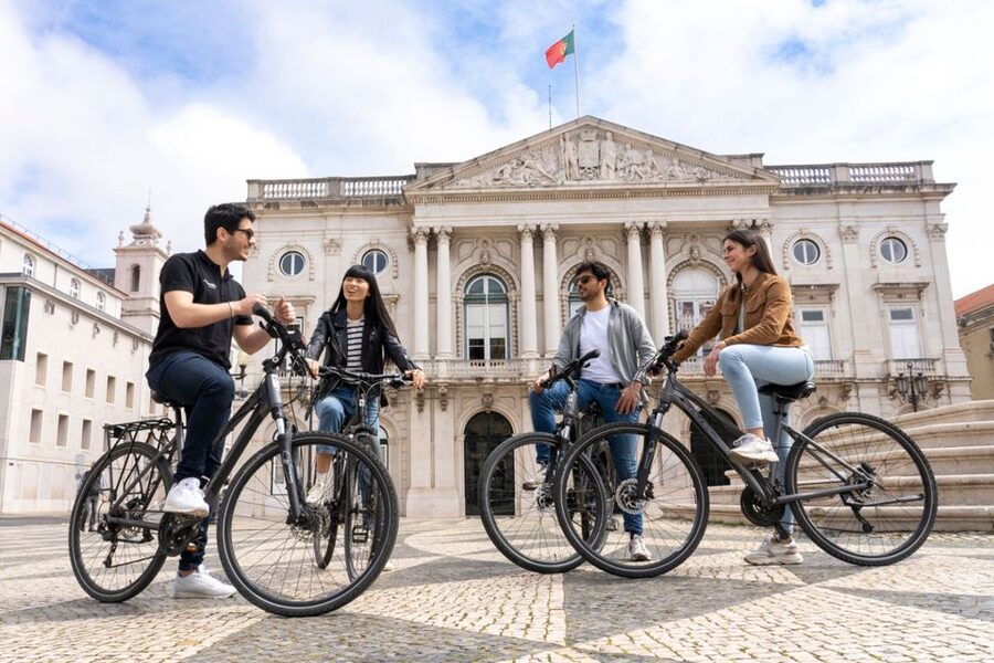 Lisbon: Guided Bike Tour, Helicopter Flight, and Boat Trip - Should you book it?