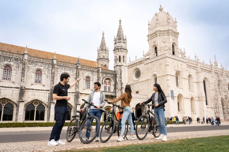 Lisbon: Guided Bike Tour, Helicopter Flight, and Boat Trip - Practical tips for making the day work