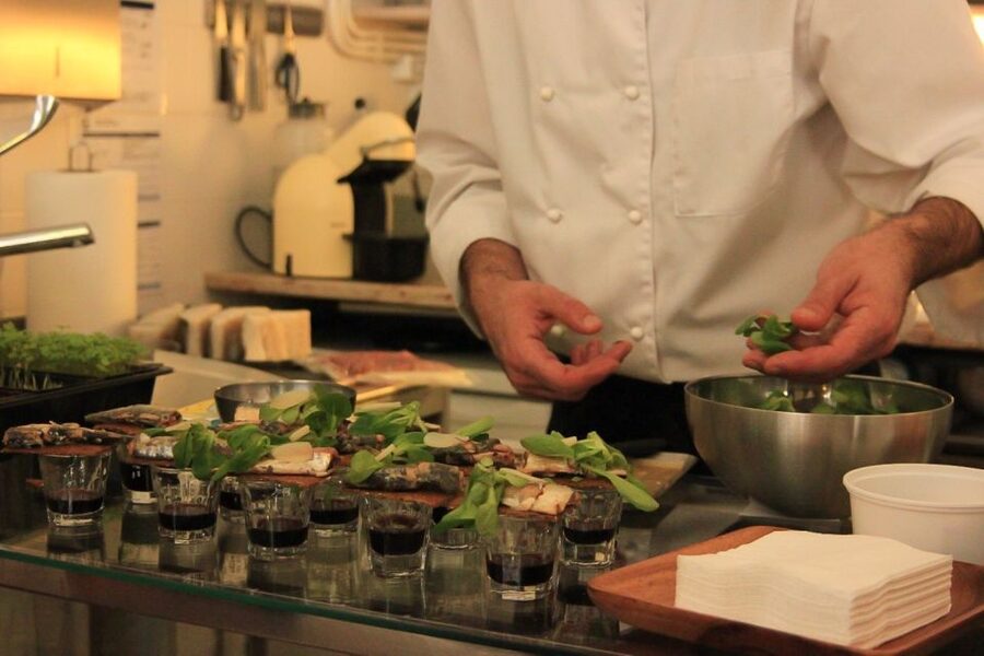 Lisbon: Portuguese Petiscos Tasting Tour by E-Bike - Why petiscos make a smart first taste of Lisbon