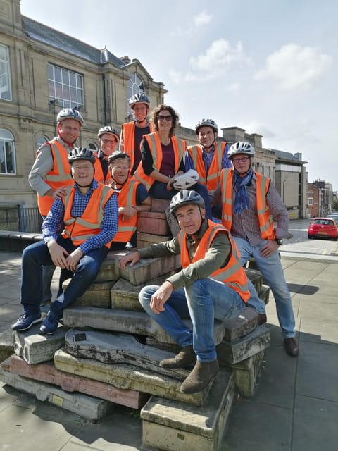Liverpool: City Centre Highlights Tour on eBikes - Key points at a glance