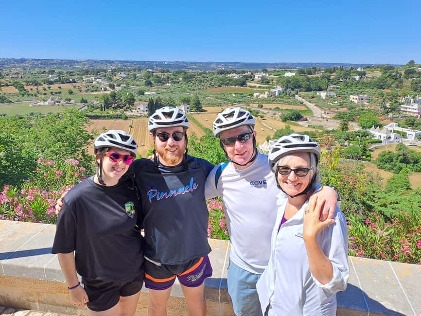 Locorotondo: E-bike Tour on the Apulian Aqueduct Cycleway - Returning to Locorotondo by country lane