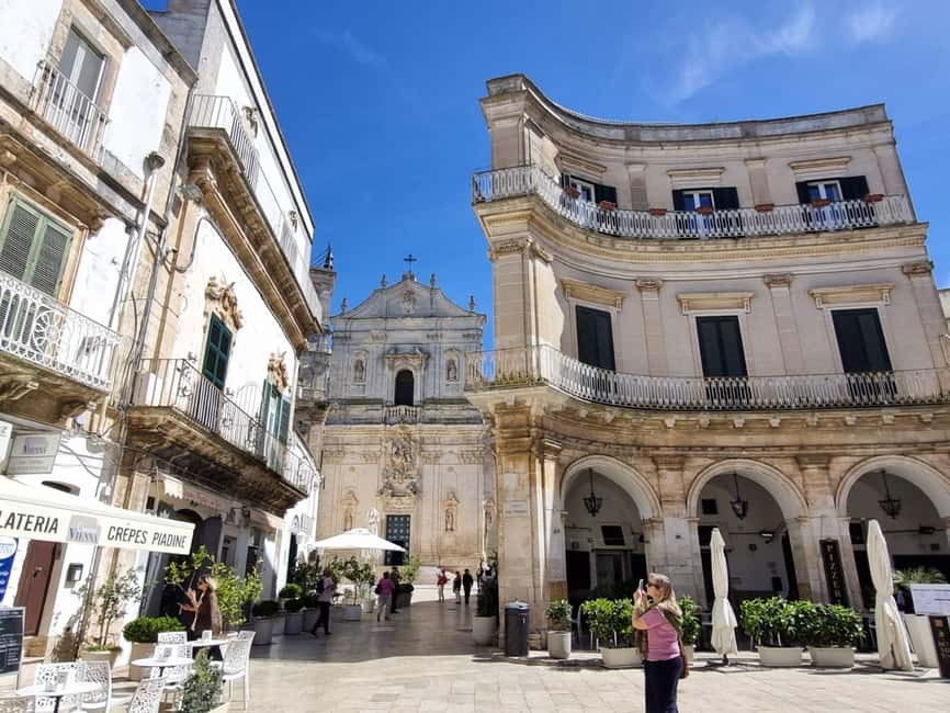 Locorotondo & Martina Franca: Guided e-bike loop tour - What the $55 price really covers