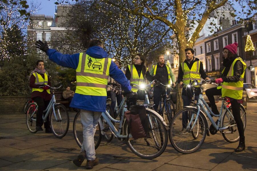 London Christmas Lights Bike Tour - Sloane Square and the West End shopping streets