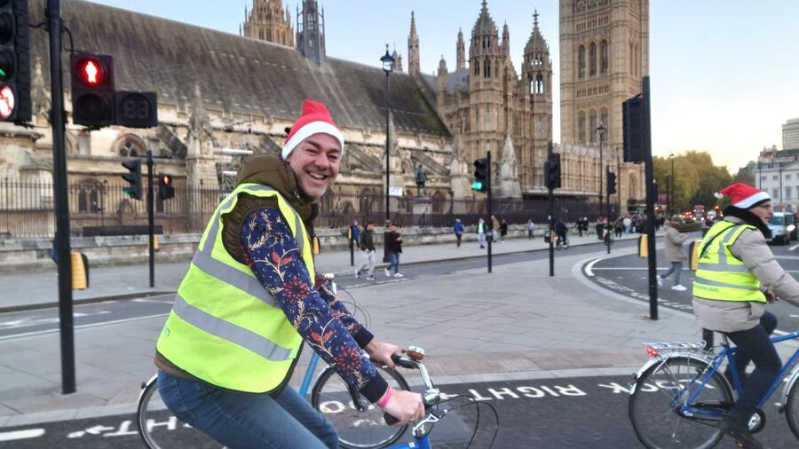 London Christmas Lights Bike Tour - Covent Garden and Trafalgar Square