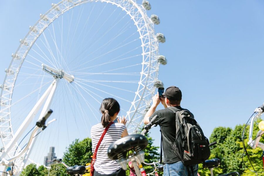 London: City Highlights Guided Bike Tour - From Waterloo to Parliament and Big Ben