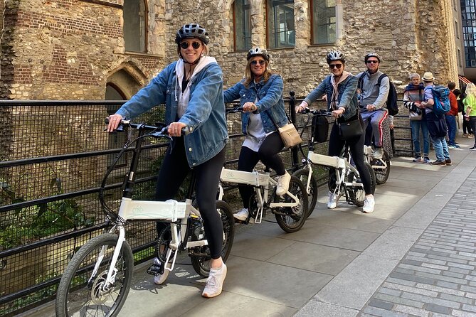 London E-Bike tour & Borough market - Shakespeare’s Globe and the old Clink prison