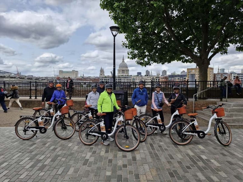 London: Guided E-bike Tour - Buckingham Palace and the royal quarter