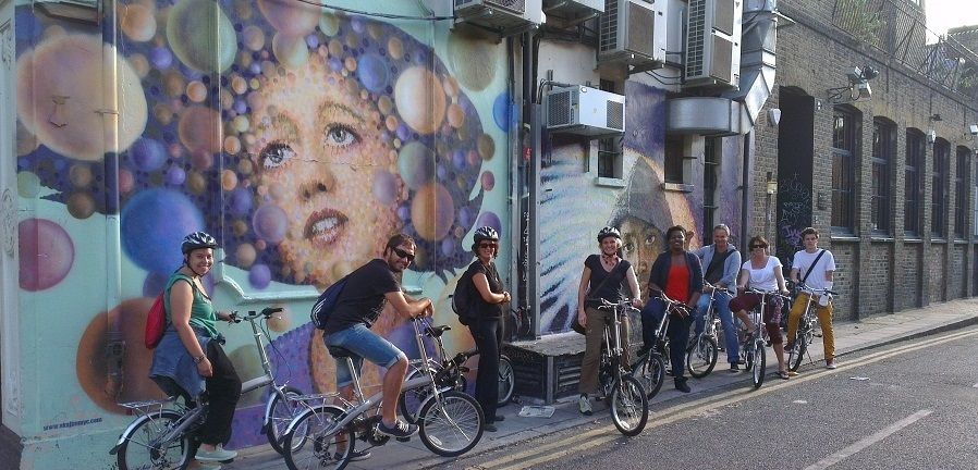 London: Street Art Bike Tour - Shoreditch: the longest stretch of the tour