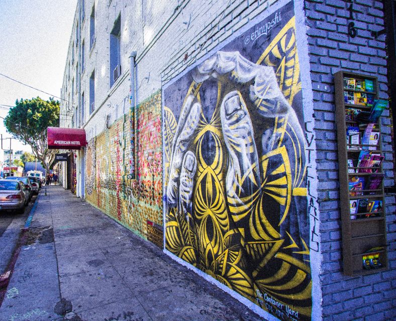 Los Angeles: Arts District Bike Tour & Urban Adventure - Crossing the 6th Street Viaduct