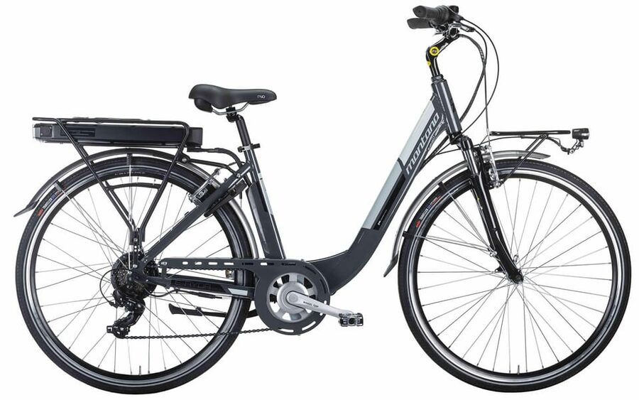 Lucca: E-Bike Rental - Riding beyond town into the Tuscan countryside