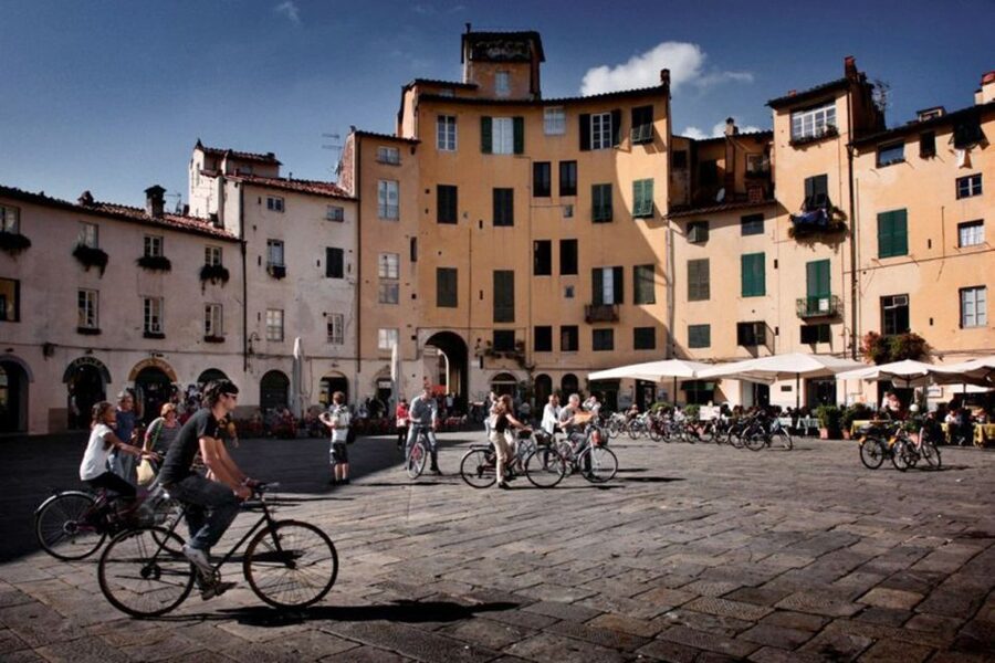 Lucca: Self-Guided Tour by Bike - Small Details That Make the Ride Better