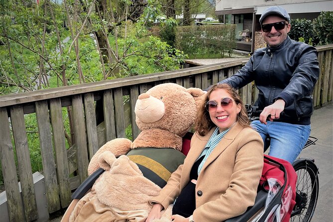 Lucerne's Hidden Secrets by Electric Cargo Bike - The guides shape the experience