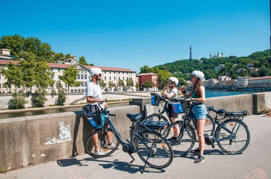 Lyon: 2-Hour Panoramic E-Bike Tour - Rolling through Saint-Jean Cathedral and Old Town