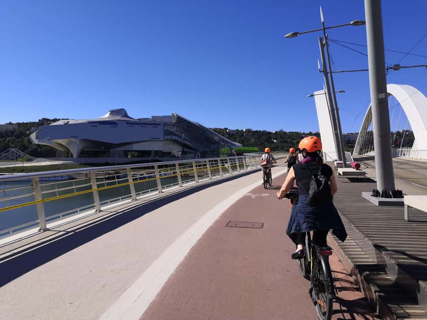 Lyon: 3-Hour Guided E-Bike Tour - Through the Mode Doux Tunnel