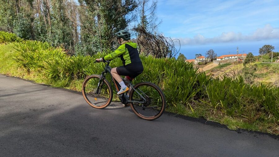 Madeira West coast: Guided Sightseeing E-Bike Tour - The return through Amparo and Maloeira