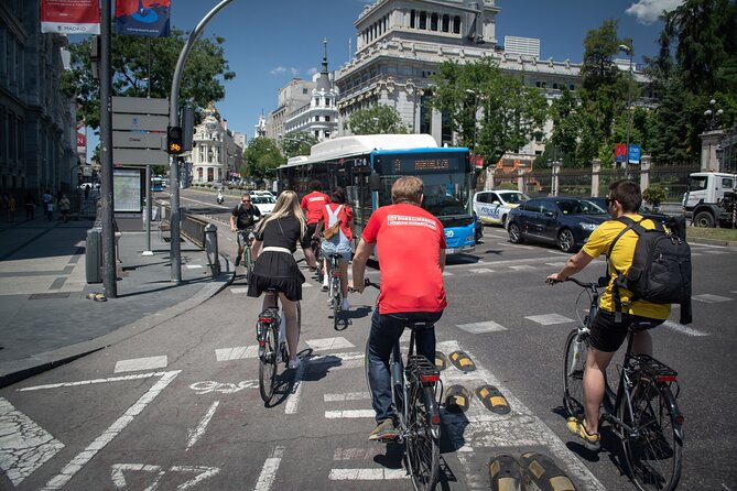 Madrid: 3 hour Guided Highlights Bike Tour with Optional Tapas - From the old center toward Madrid’s art district