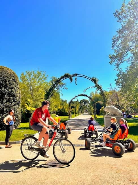 Madrid: Magic Retiro Park Bike Tour - Key points at a glance