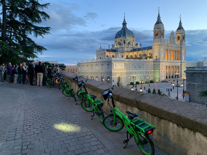 Madrid: Sunset and Night Lights Bike Tour - The Temple of Debod and Madrid’s best sunset stop