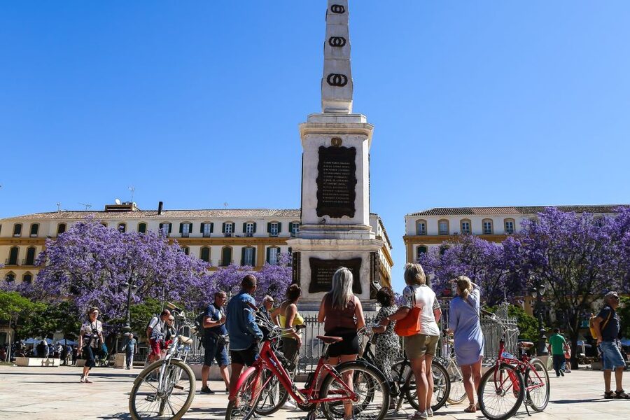 Malaga Bike Tour - Old Town, Marina & Beach - Why a bike is a smart way to meet Malaga