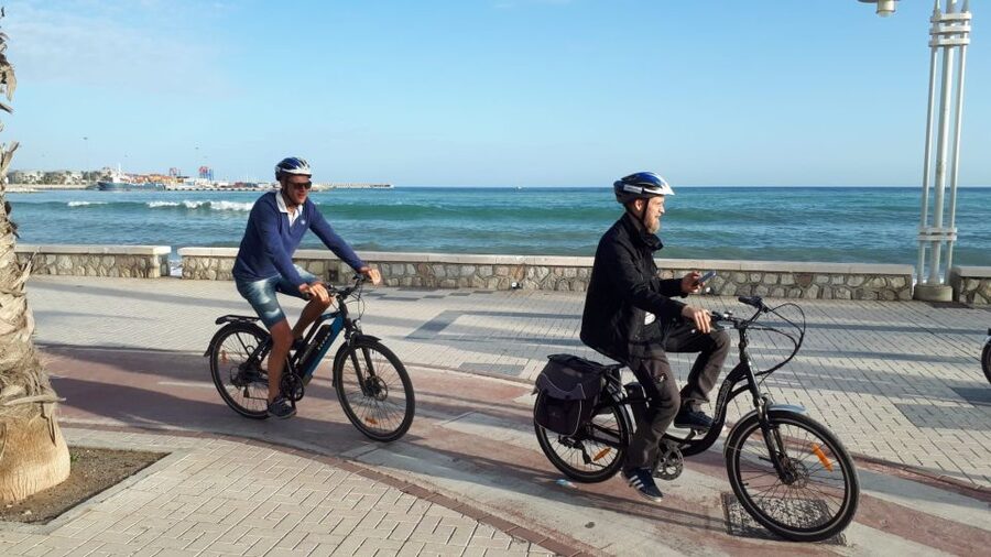 Málaga E-Bike Tour with Full Day Rental - Starting in Soho on an electric bike