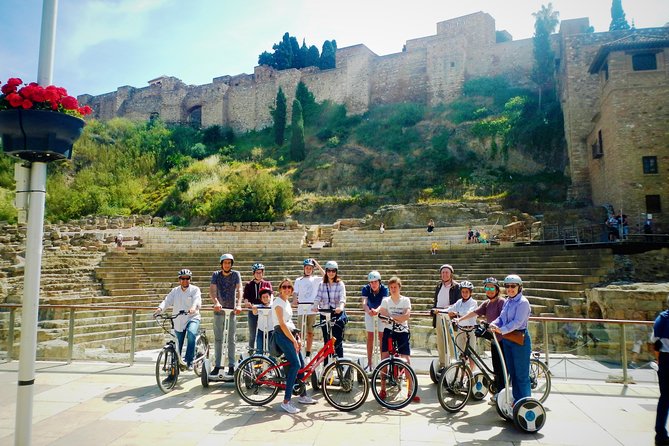 Malaga Electric Bikes Guided Tour - Lighthouse, Muelle Uno, and Palmeral de las Sorpresas