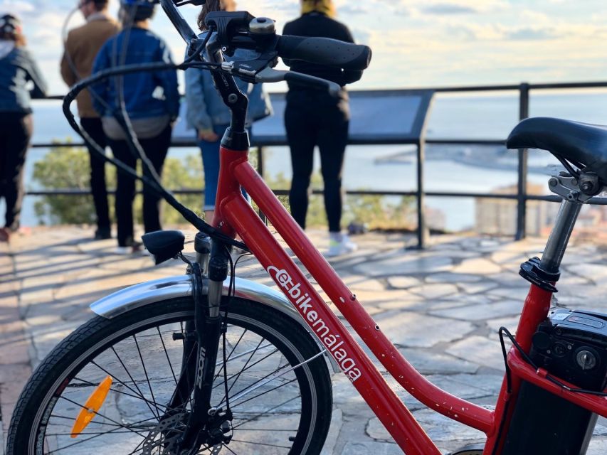 Malaga: Guided E-Bike Tour - Returning through the port and Muelle Uno