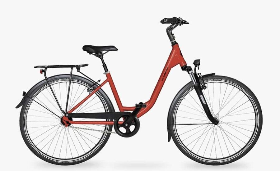 Mallorca: Touring or electric bike rental in Cala Millor - Riding Cala Millor’s seafront