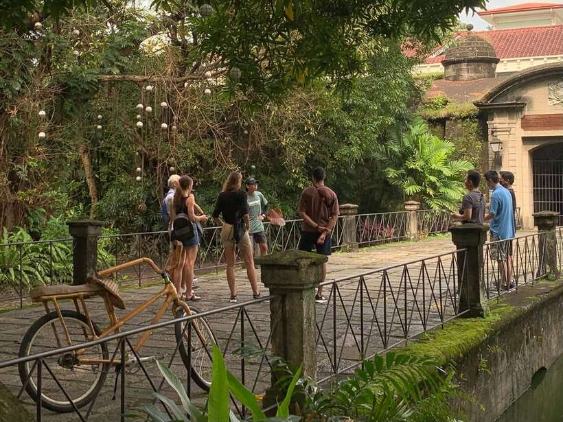 Manila: Guided Sunset Bamboo Bike Tour in Intramuros - Why a bamboo bike works so well in Intramuros
