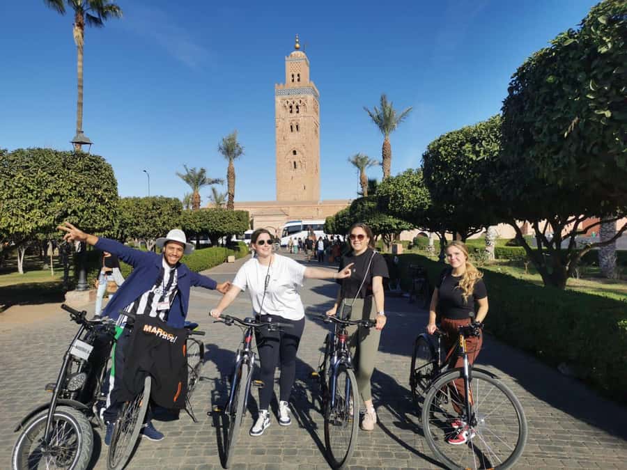 Marrakech: Guided Bike Tour with a local Guide - Key points at a glance