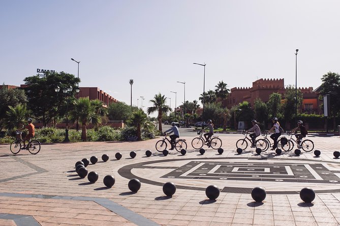 Marrakech’s Best Cycling Tour: Culture, Colors, and Charm - The tea break slows the pace