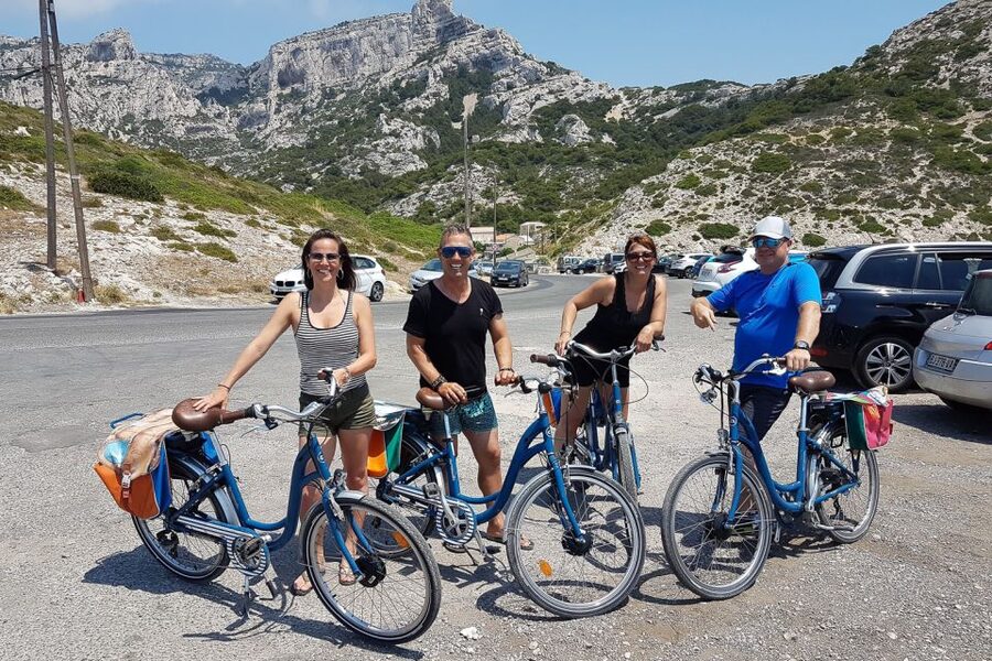 Marseille: Full-Day Guided E-Bike Coast & Calanques Tour - Notre Dame de la Garde and Marseille’s Big Views