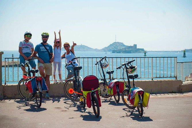 Marseille Grand E-Bike Tour : "le tour du Fada" - Palais du Pharo and the Old Port from above