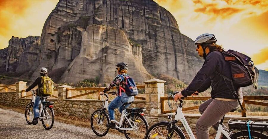 Meteora Sunset Tour on E-bikes - What the e-bike changes on Meteora’s hills