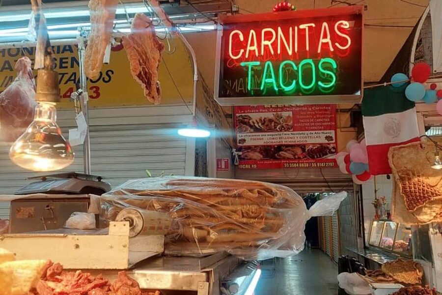 Mexico City: Guided Bike Tour of Culture and Local Taste - Breakfast first, then a moving food tour