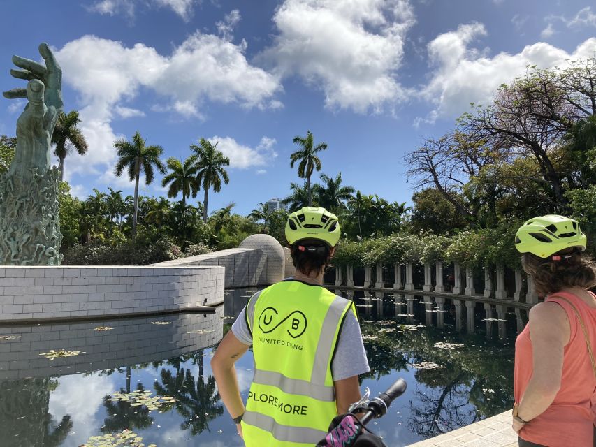 Miami Beach: City Highlights Guided Bike or eBike Tour - Villa Casa Casuarina and the Versace story