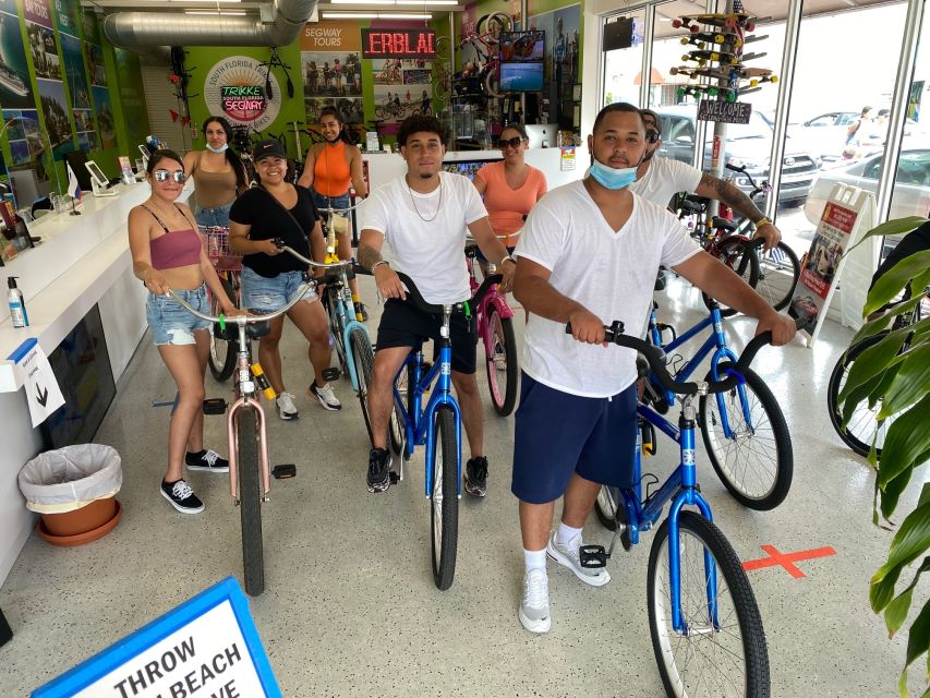 Miami: South Beach Bike Rental - Ocean Drive and the Versace Mansion