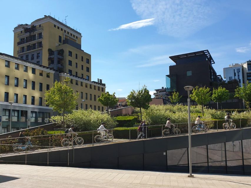 Milan: Bike tour of the city - Navigli and Porta Ticinese