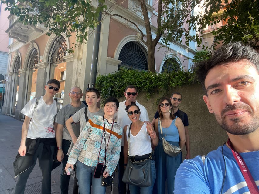 Milan: City Highlights Bike Tour - Starting near the Duomo and Galleria