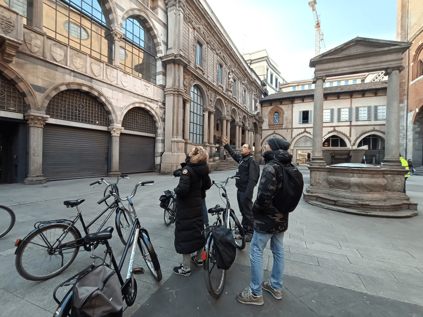 Milan: Guided Bike Tour - Santa Maria delle Grazie, Darsena, and the canals