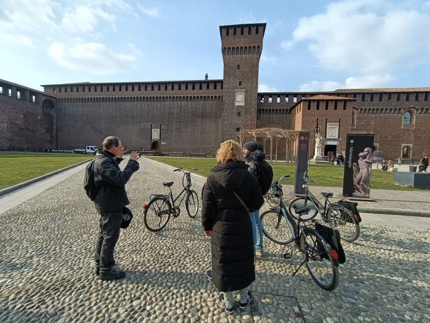 Milan: Guided Bike Tour - Sant’Ambrogio and the ruins on Via Brisa