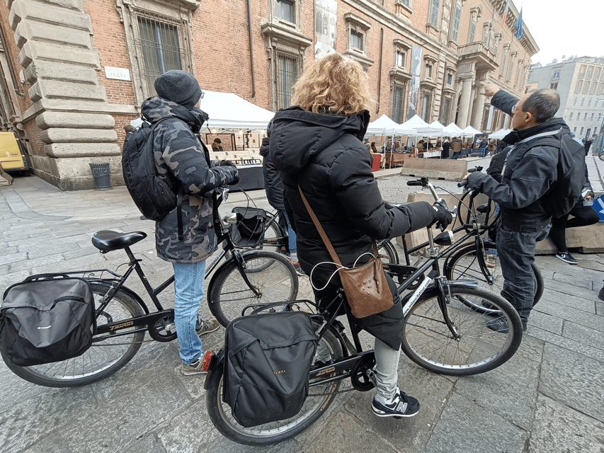 Milan: Guided Bike Tour - Finishing at Duomo Square