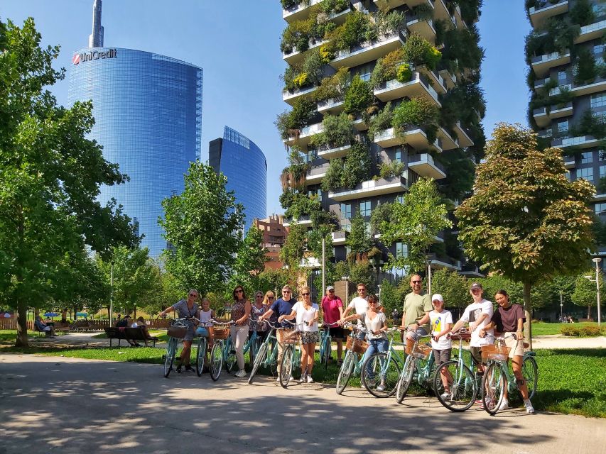 Milan: Highlights and Hidden Gems Guided Bike Tour - Why a bike is a smart way to see Milan