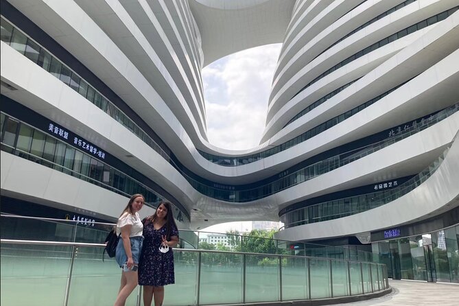 Modern Beijing Discovery by Bike - Parkview Green, where a mall becomes architecture