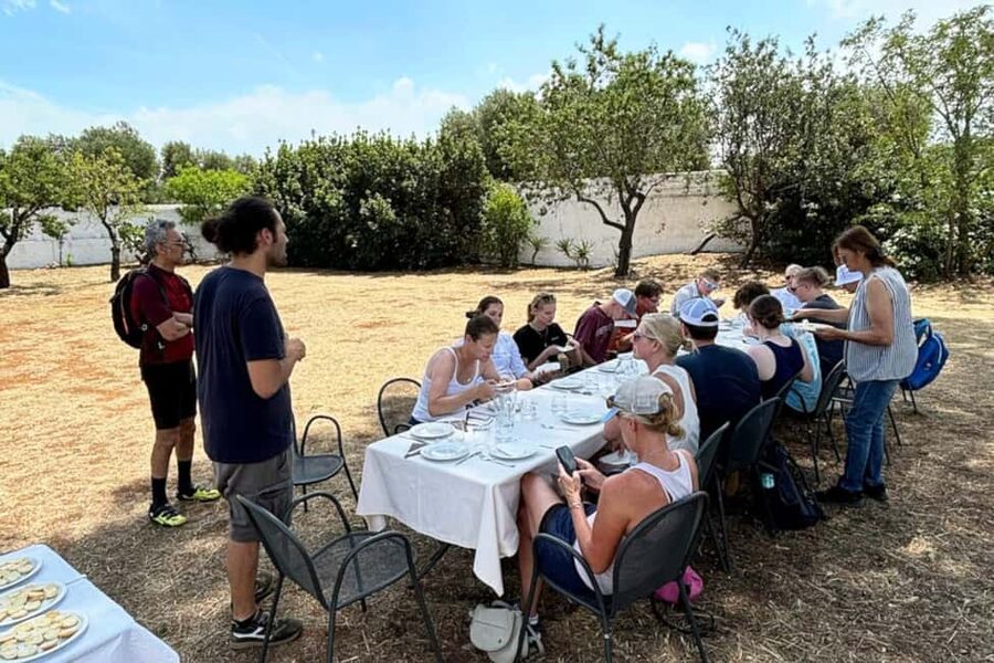 Monopoli: E-Bike Tour with Sandwich and Wine - Who will enjoy this ride most?