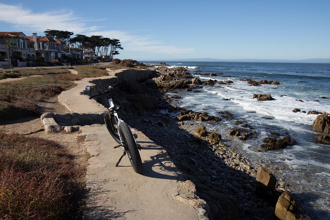 Monterey's 17 Mile Drive Guided Electric Bike Tour, 3 hr - Golf course views without losing the coast