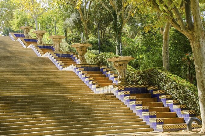 Montjuïc: Magic & Art Bike Tour Barcelona - Plaça d’Espanya and the Route Up Montjuïc