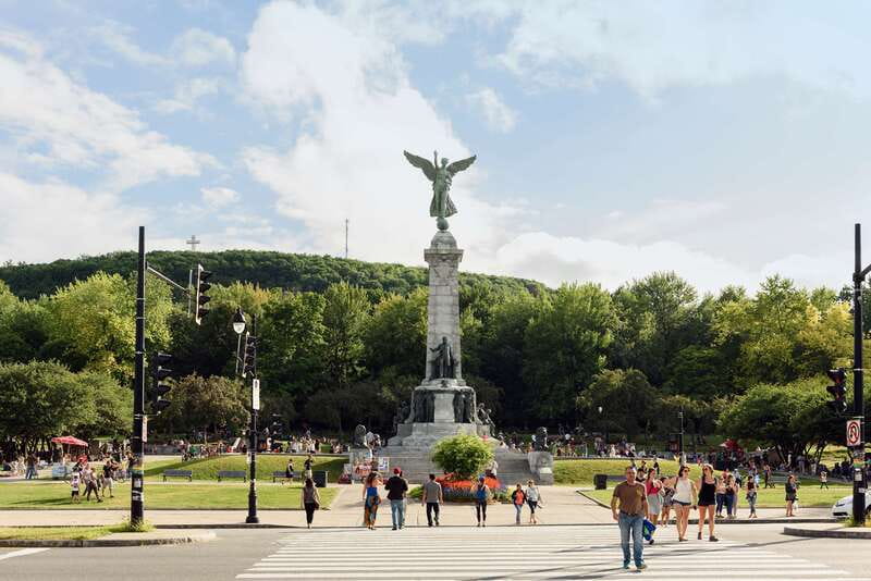 Montreal: Guided Bike Tour of City, Old Port & Plateau - The Mile End extension and Saint-Viateur Bagel