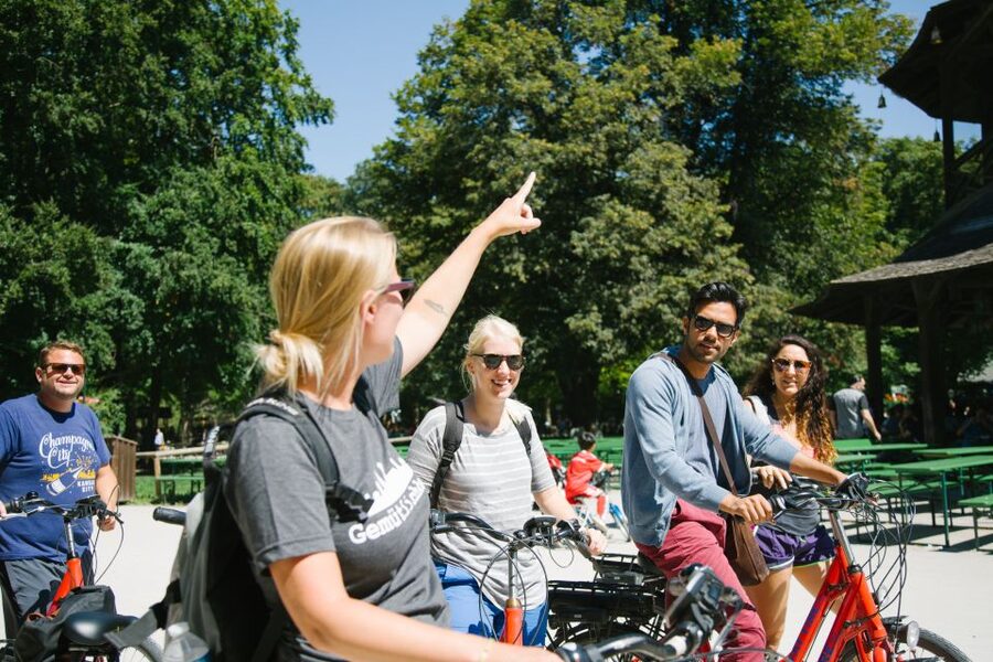 Munich: Bike Tour with Beer Garden Break - Viktualienmarkt, the Synagogue, and the Return to Stachus